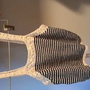 Black and white knot cami